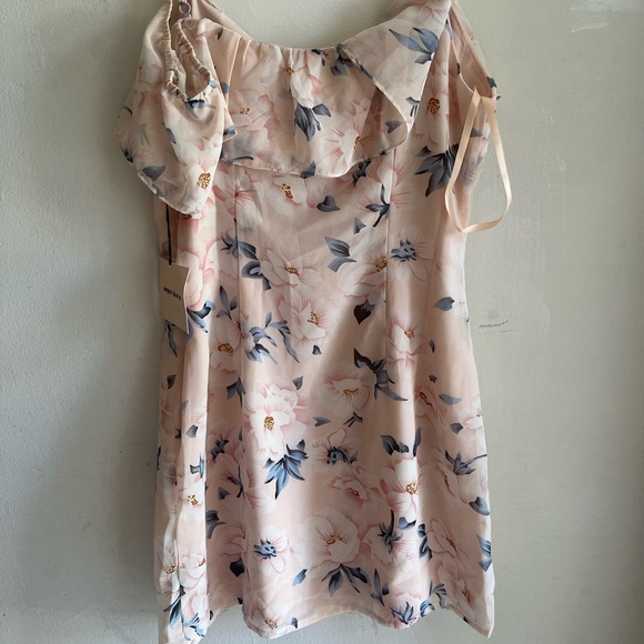 NWT Revolve superdown pink off the shoulder floral mini dress - Picture 3 of 3